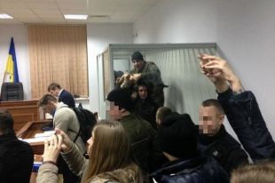 В райсуде Киева избили депутата городского совета