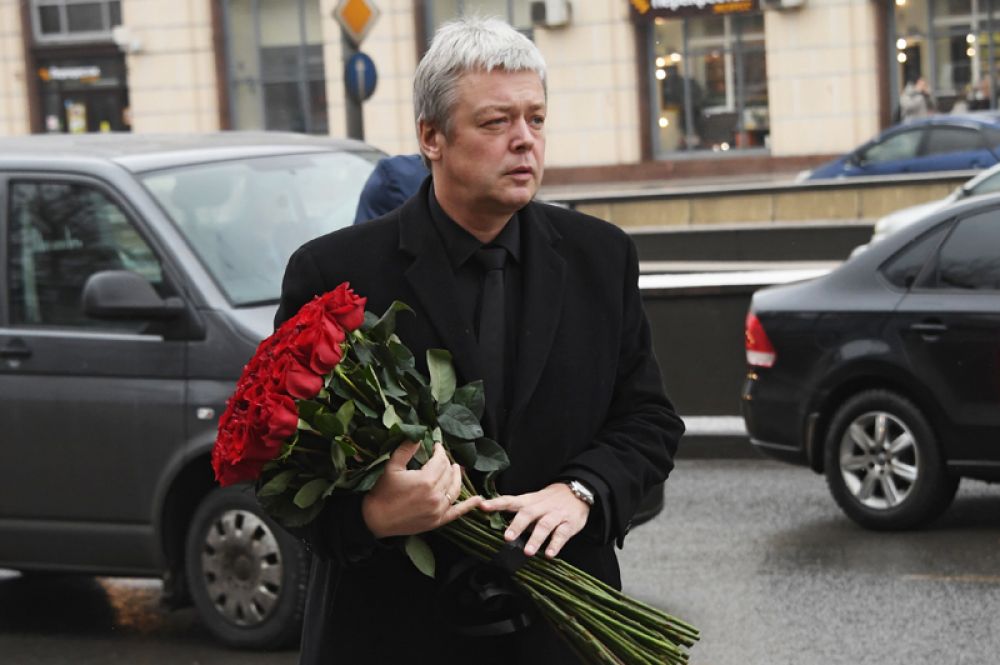 Режиссер и продюсер Александр Стриженов.