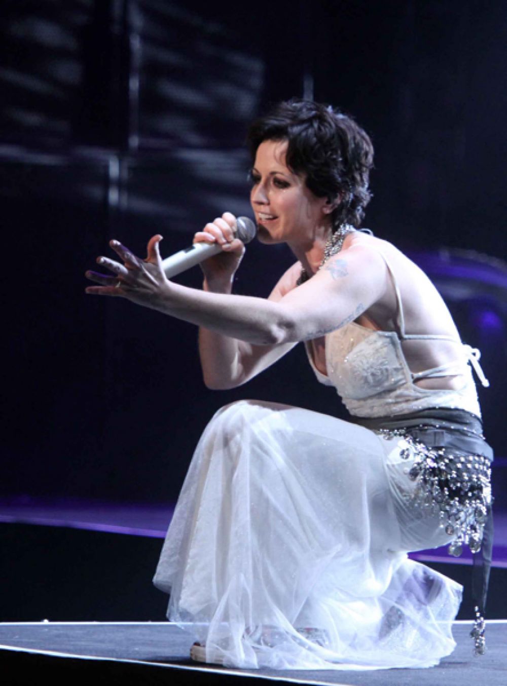Долорес О'Риордан выступает с The Cranberries в Пекине, Китай. 28 июля 2011 года.