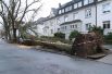 Упавшие деревья на улице в Дортмунде, Германия.