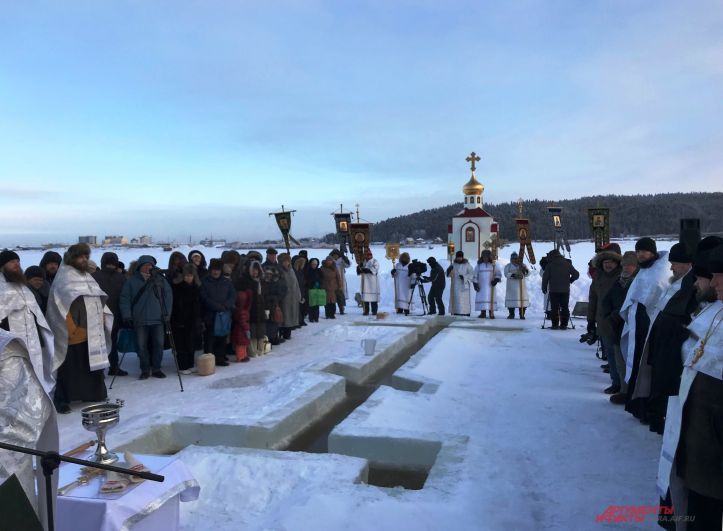 Крещенье пост. Крещение Тобольск Бекерево. Крещение в Тобольске. 2023 Год крещение в Тобольске. Крещение Тобольск Бекерево фото 2022.