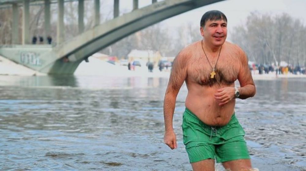 Был на Гидропаркеи бывший глава Одесской ОГА Михеил Саакашвили.