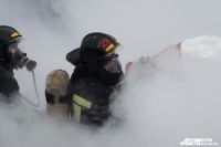 50 человек тушили пожар на улице Емельянова в Калининграде.