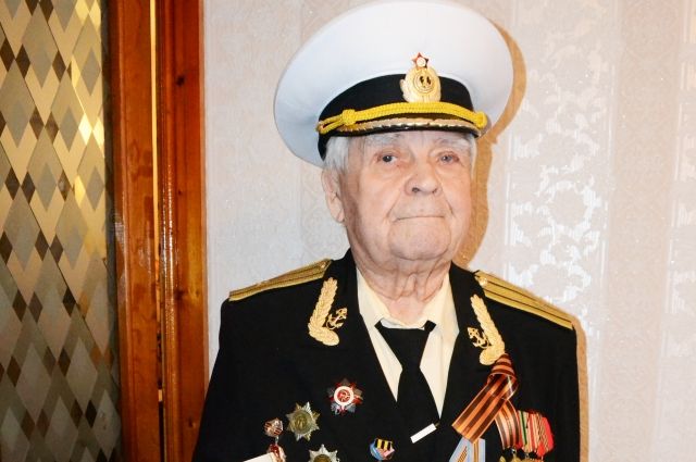 Борис Щербинин со «Сталинградской мадонной».