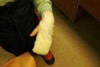 3-летний мальчик отморозил пальцы во время прогулки 30 января.