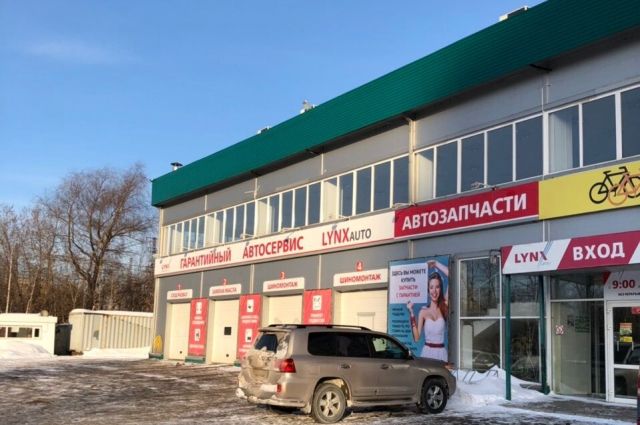 Торгово-сервисный центр, расположенный по адресу ул. 2-я Шоссейная, 1435 км, возвели по поддельным разрешительным документам.