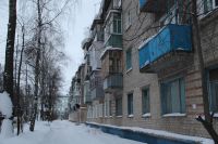 По официальной версии, ГУК Ленинского района «погорел» на том, что в его управлении было много «неэффективных» домов.
