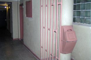 В правительстве предложили запретить мусоропроводы в жилых домах