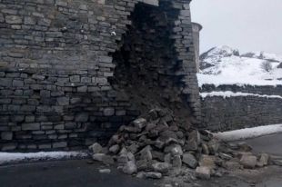 В Каменец-Подольском обвалилась стена знаменитого древнего замка