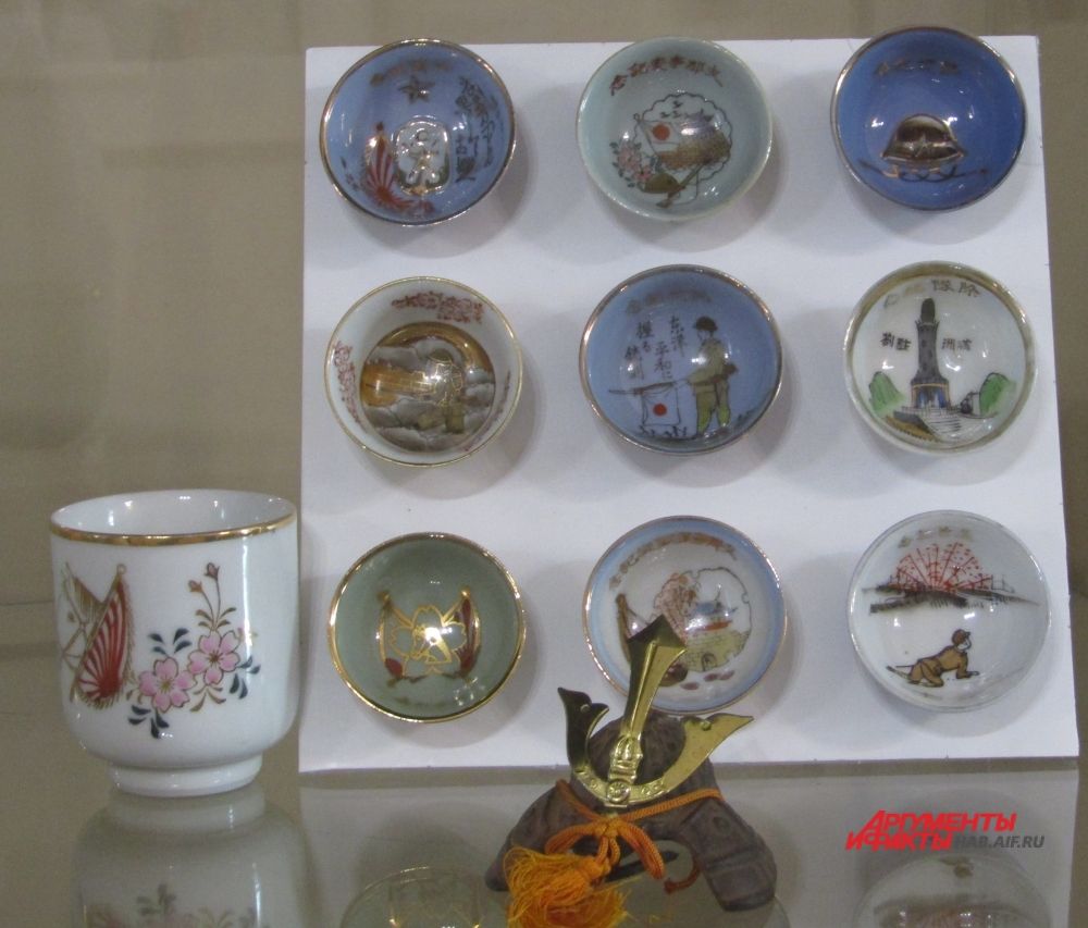 Личные ритуальные боевые фарфоровые чашки "гумпай". В 30-40-е годы XX века, данные чашки могли принадлежать военным японской императорской армии.