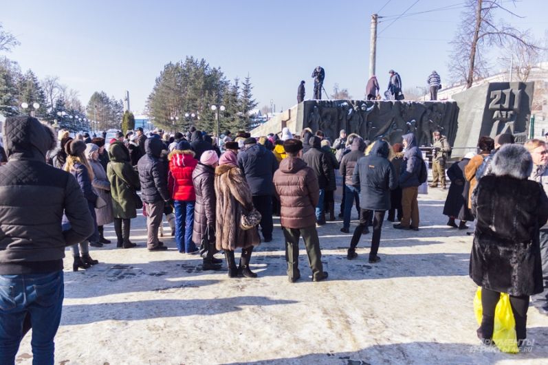 Одно из требований обманутых вкладчиков к главе Следкома РФ Бастрыкину - взять следствие под особый контроль. 