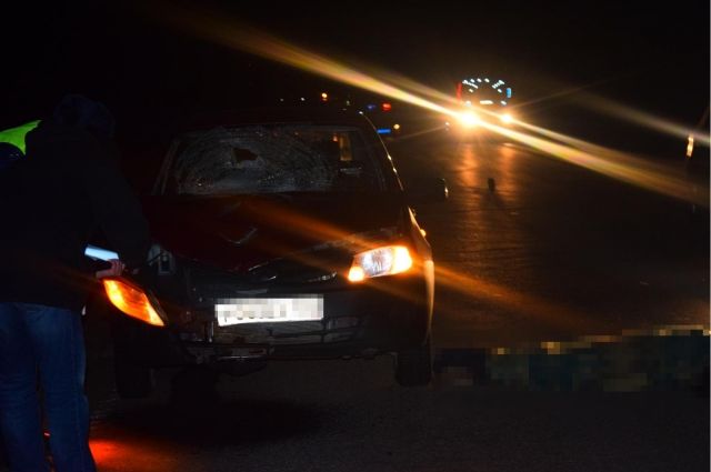 По вине водителя Nissan в аварии пострадали сама автолюбительница и два пассажира отечественного авто.