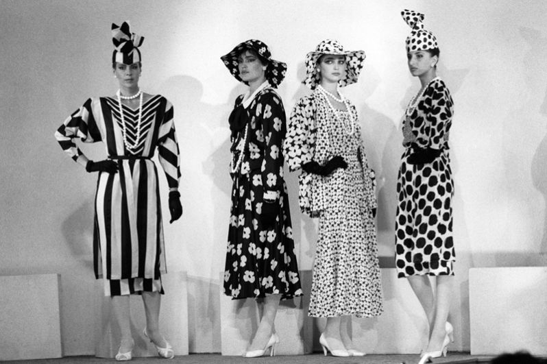 Московский Дом моды. Показ коллекции летних платьев. Художник-модельер Вячеслав Зайцев. 1986 год.