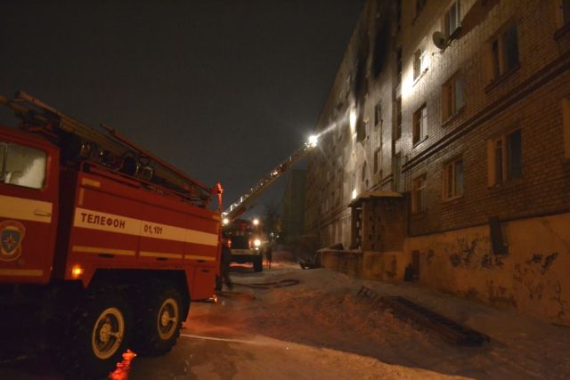 52 человека после пожара разместили в соседней гостинице.