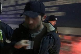 В Киеве три иностранца вместо платы ранили таксиста и угнали его автомобиль
