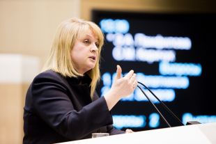 Элла Памфилова