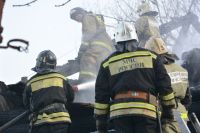 С огнём боролись 20 пожарных. 