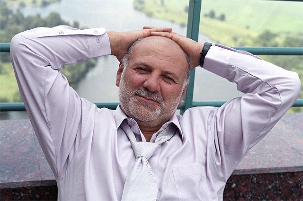 Сергей Газаров. Студент Табакова в ГИТИСе, он стоял у истоков «Табакерки» - был одним из первых учеников Олега Павловича, которые впоследствии составили труппу будущего театра-студии.