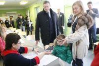 Александр Бурков проголосовал на избирательном участке в Центральном округе Омска. 