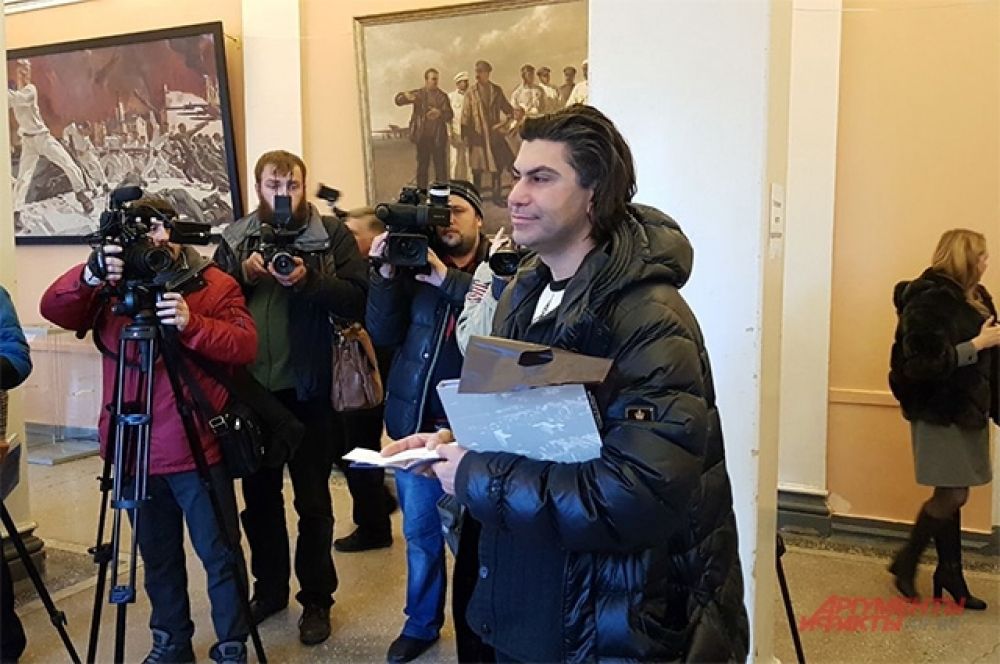 Николай Цискаридзе проголосовал на президентских выборах в Приморье.