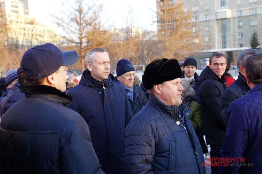 Первые лица Новосибирска и области также пришли на концерт
