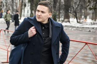 После допроса в СБУ Савченко вывели из зала Рады, испугавшись оружия, которое она с собой пронесла.