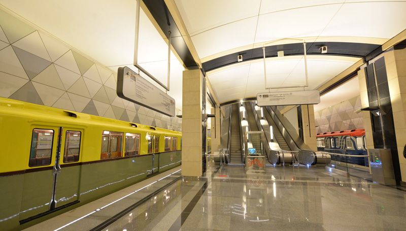 Станция метро «Селигерская» Люблинско-Дмитровской линии.