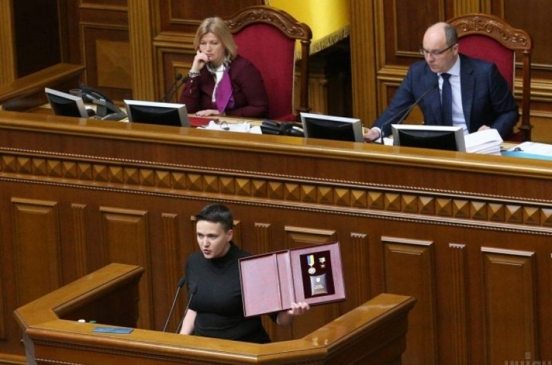 Свое выступление на трибуне Верховной Рады Надежда Савченко начала фразой