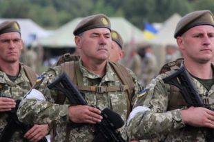 Пенсионный фонд выплатил военным первые увеличенные пенсии