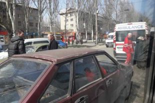 В Мелитополе легковые автомобили дважды сбили пешехода