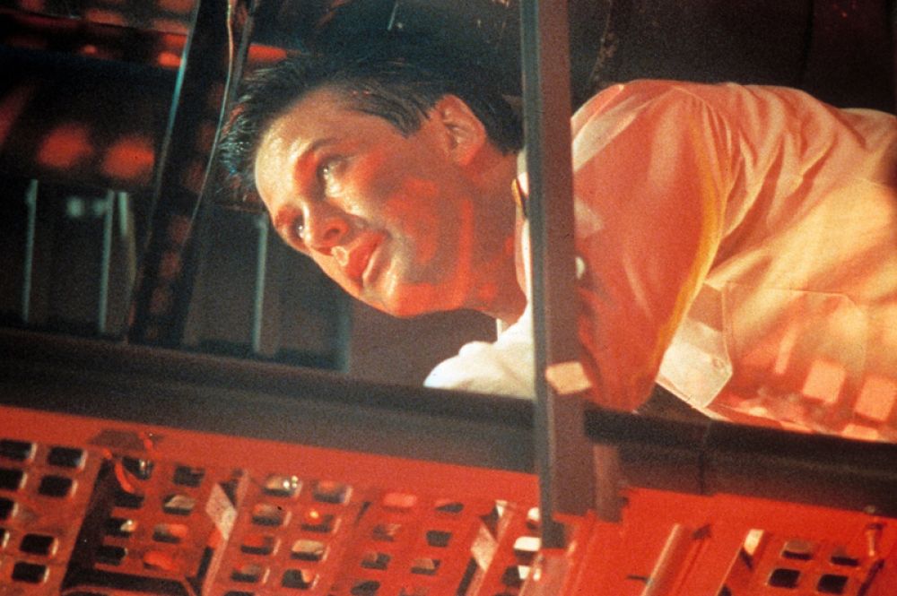 «Охота за «Красным октябрем» (1990) — аналитик ЦРУ Джек Райан.