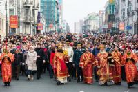 Крестный ход во время празднования Пасхи в Краснодаре.