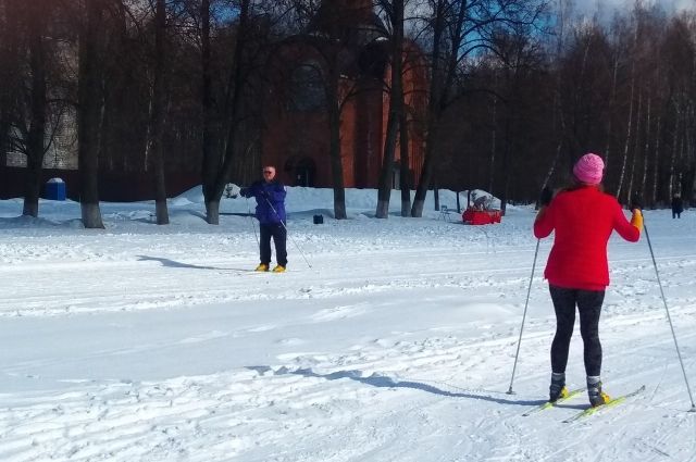 Региональные соревнования по лыжным гонкам завершились на Ямале марафоном