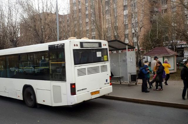 В Радоницу к тюменским кладбищам пойдет больше автобусов