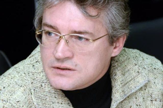 Евгений Семенов.