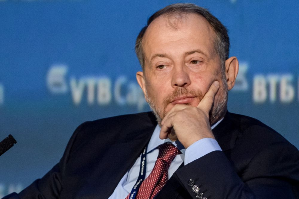 Владелец Новолипецкого металлургического комбината Владимир Лисин возглавил список богатейших российских бизнесменов. По оценкам журнала, его состояние за год увеличилось на 3 млрд и составило 19,1 млрд долларов.