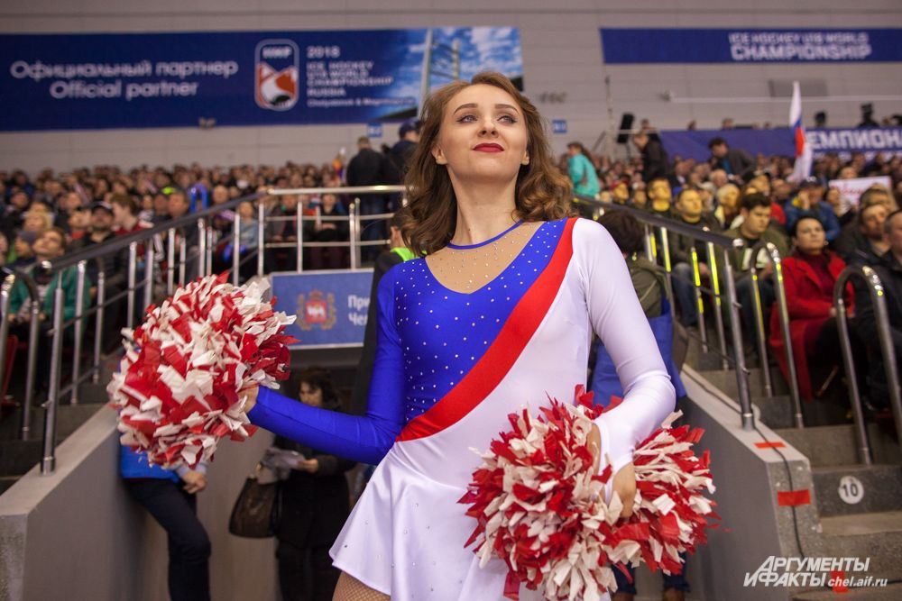 Куда же без группы поддержки