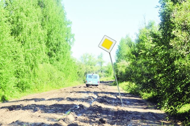 Все дороги в округе хутора Зелёная Роща разбила строительная техника.