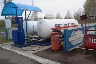 Крупнейшие сети АЗС Украины повышают стоимость автогаза