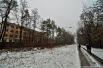 Любеч-1 - это еще один, менее известный спутник ЧАЭС. Именно в его окрестностях находилась Дуга-2 - второй важнейший объект на ЧАЭС. В советское время город был помечен на картах, как "база отдыха". Сегодня Дугу разобрали, а в городе проживает не больше 100 человек - все остальные были эвакуированы из-за аварии.