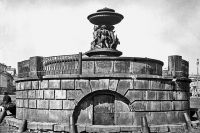 Петровский фонтан на Театральной площади, 1883 г.
