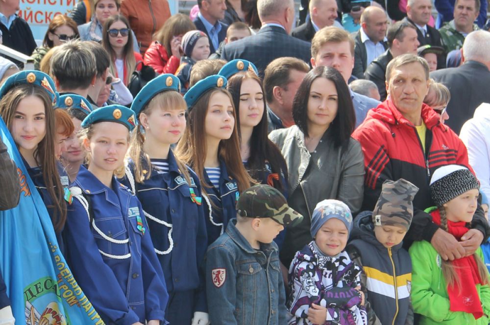 В десантные войска стремятся не только юноши, но и девушки.