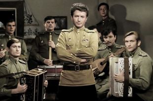 Кадр из фильма «В бой идут одни старики», 1973 год.