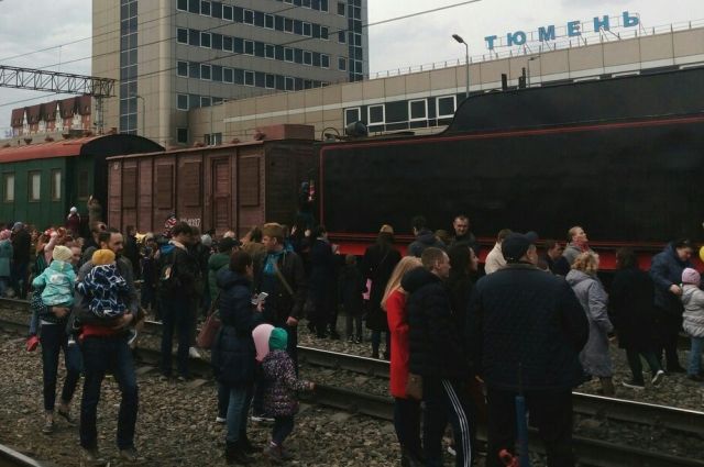 В Тюмень приехал «Поезд Победы» - в вагоне во время ВОВ оперировали раненых