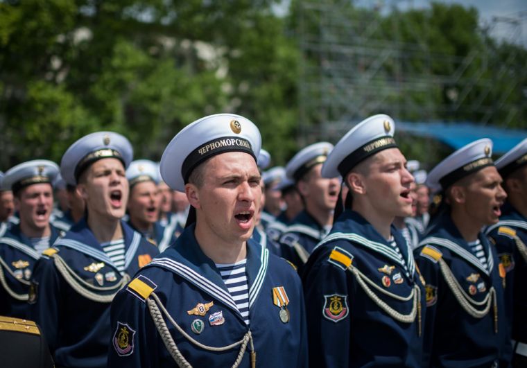 Торжественное построение личного состава Черноморского флота в Севастополе, посвященное 235-летию основания Черноморского флота.