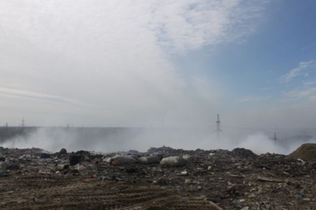 Пожар на свалке ТБО в Нижневартовске