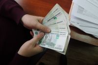 Мужчина предложил полицейскому 11 тысяч рублей.
