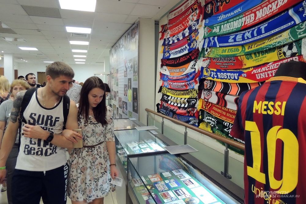 Выставка «Футбольный марафон», посвященная Чемпионату мира по футболу в России.