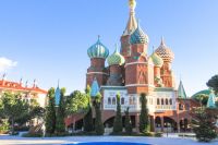 Отель Kremlin Palace в Турции со своим собором Василия Блаженного, конечно, не мог не стать участником программы лояльности.