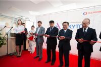 Медицинский центр совместно открыли главы власти края и Владивостока, инвесторы из Японии.